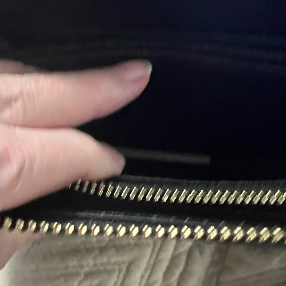 NIB Louis Vuitton Zippy Black Wallet with White Monogram Accents - Picture 12 of 16